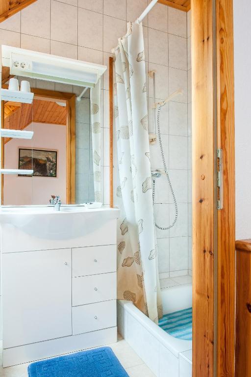 Apartmán ALina Apartmanház Hévíz Pokoj fotografie