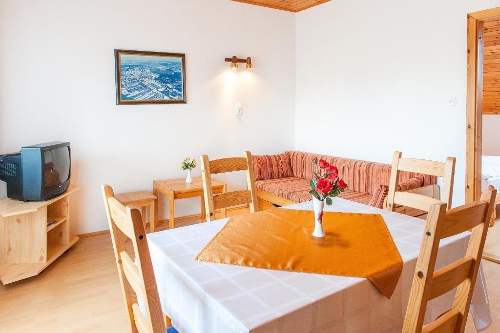 Apartmán ALina Apartmanház Hévíz Pokoj fotografie