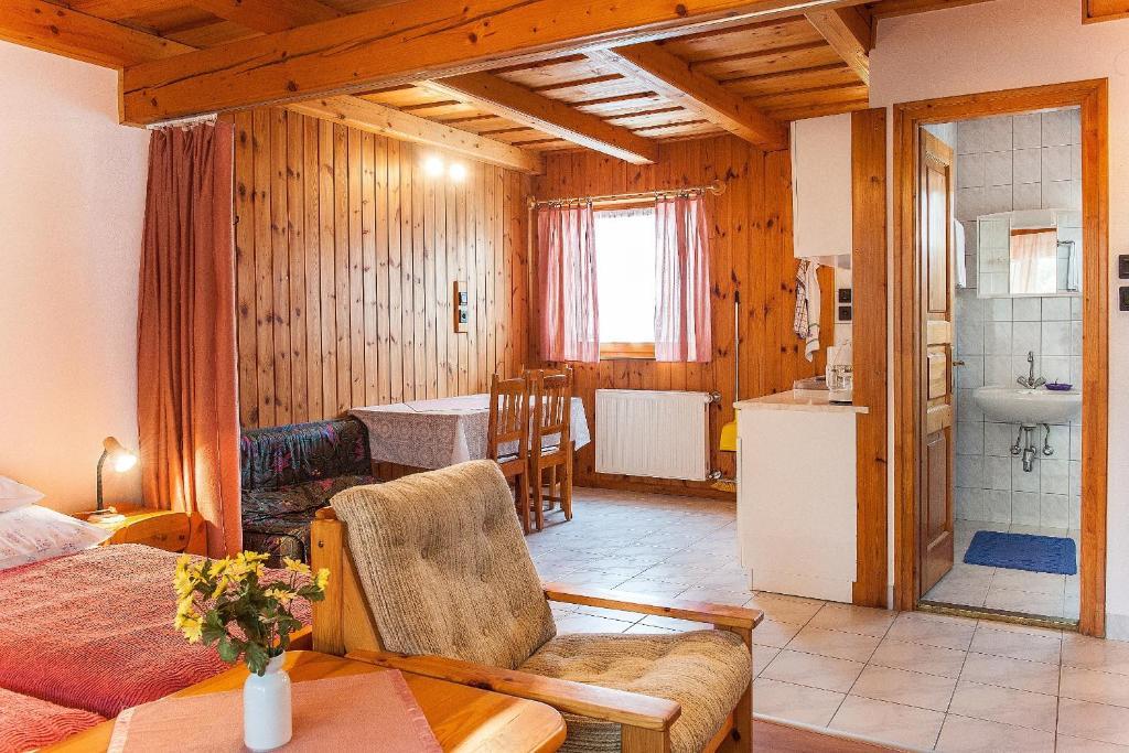 Apartmán ALina Apartmanház Hévíz Pokoj fotografie