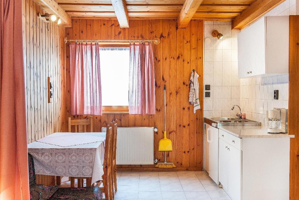 Apartmán ALina Apartmanház Hévíz Pokoj fotografie